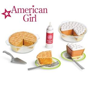 American Girl - NEW PIE BAKING SET Whipped Cream Pumpkin & Apple Pie RETIRED